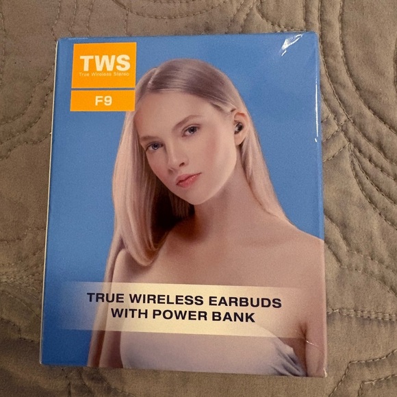 true wireless Other - True wireless earbuds with power bank & digital display